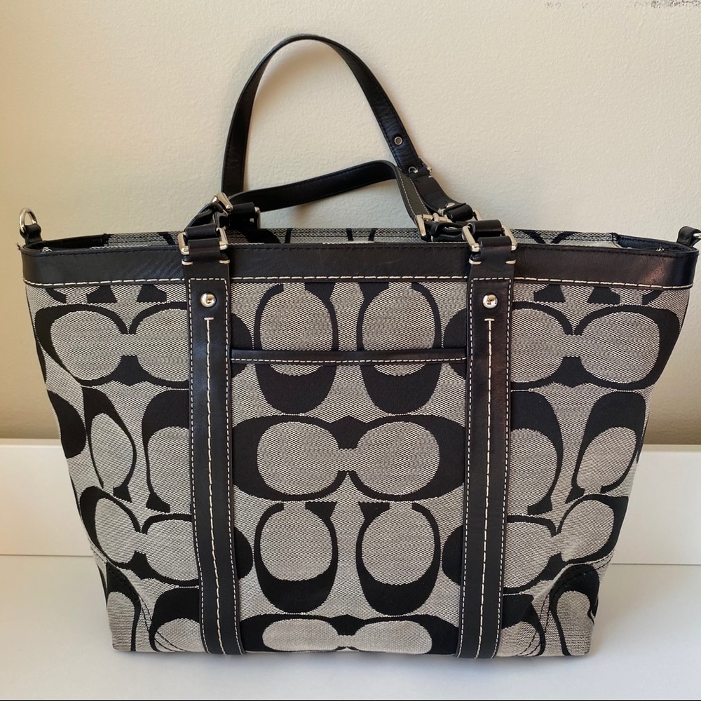 Coach Signature Print Tote
